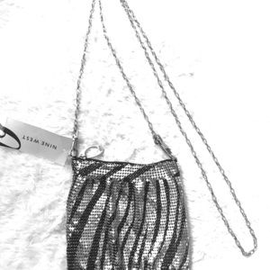 💕Nine West silver zebra crossbody purse